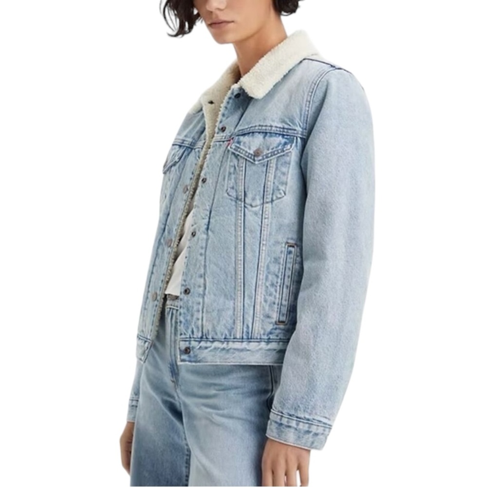 NWT LEVI'S Original Sherpa Trucker‎ Jacket. Size Small